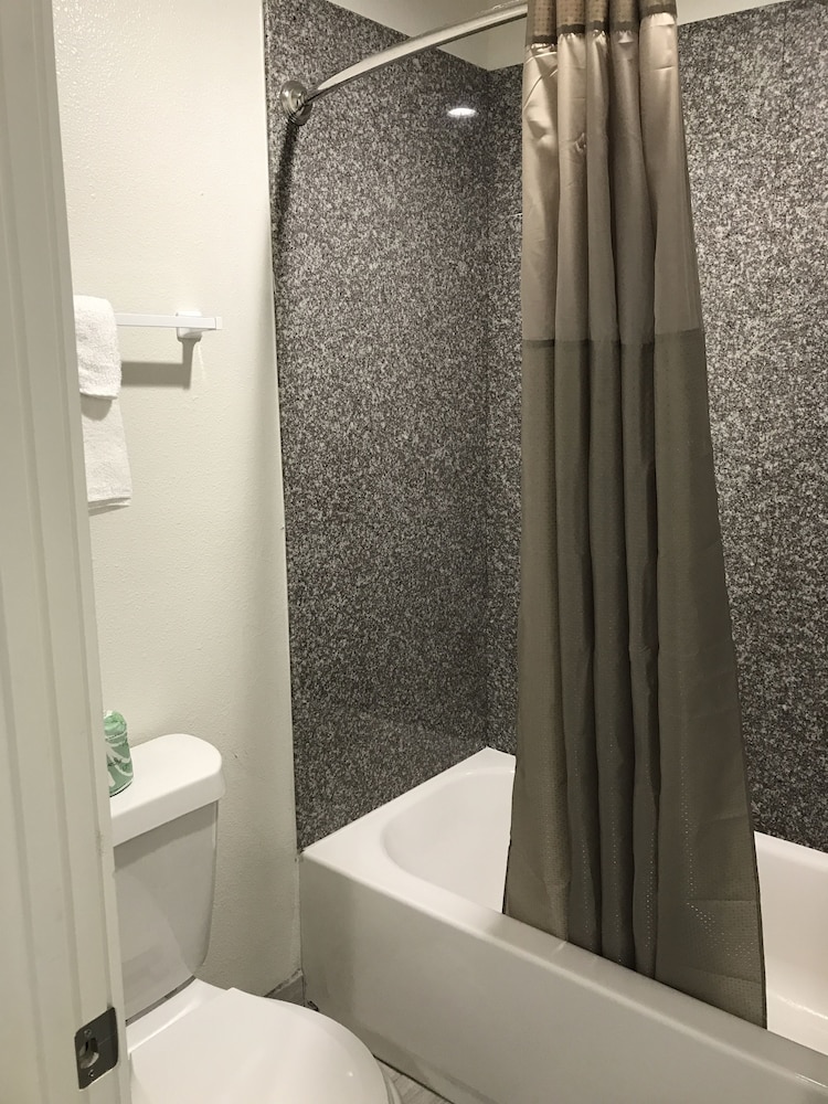 Deluxe Room, 2 Queen Beds, Non Smoking, Kitchenette - Photo 14