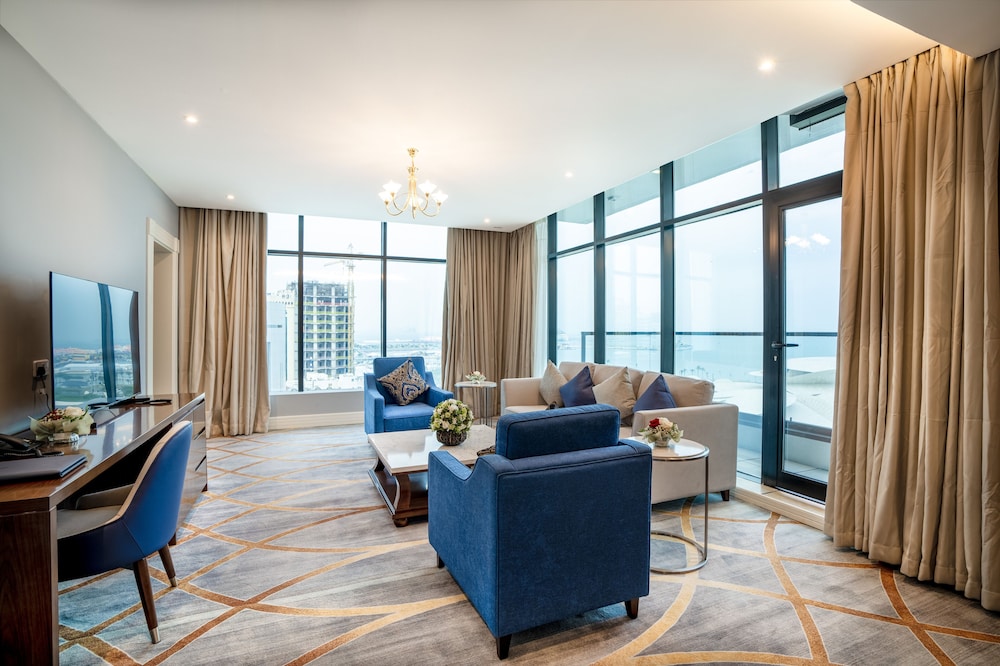 Grand Suite, City View - Photo 2