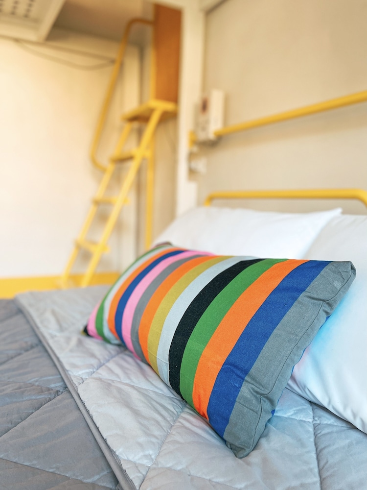 Shared Dormitory, Women only (6 pax) photo 1