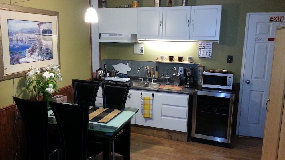 House, 1 Bedroom, Kitchen, Ocean View photo 3