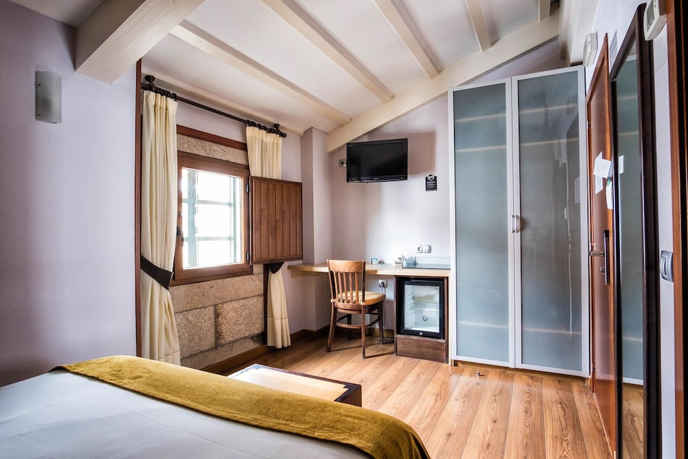 Standard Double Room Single Use photo 2
