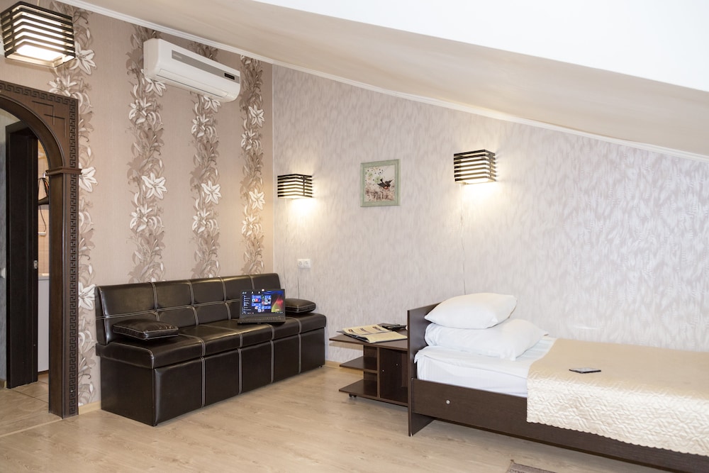 Triple Room, Mezzanine photo 2