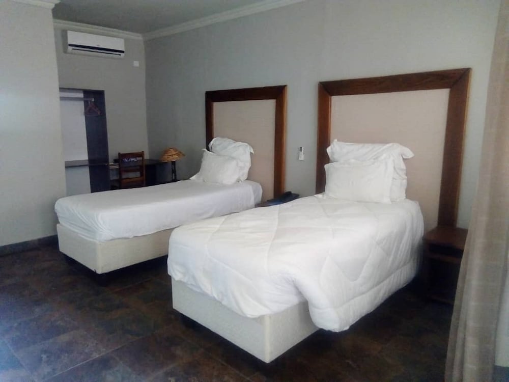Twin Room photo 1