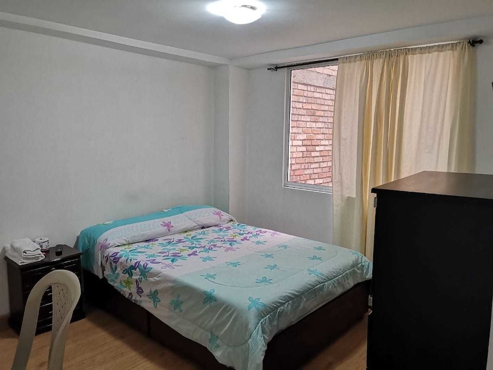 Double Room, 1 Double Bed, Shared Bathroom photo 1
