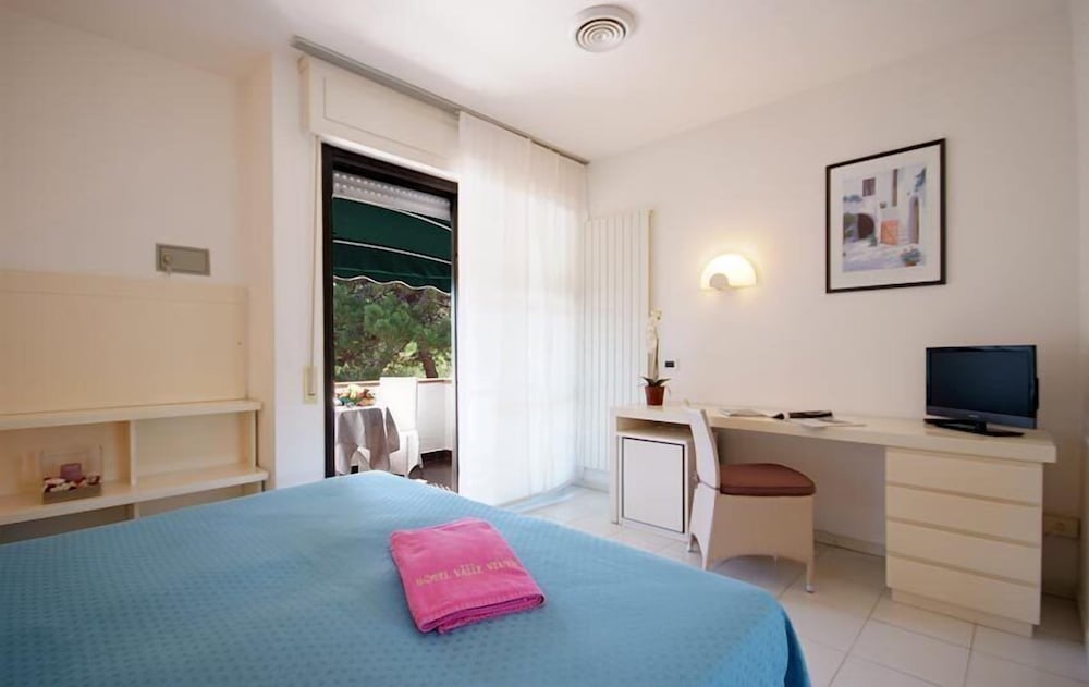 Comfort Double or Twin Room, Balcony, Sea View photo 3