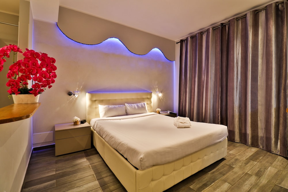 Junior Suite, Terrace, Pool View
