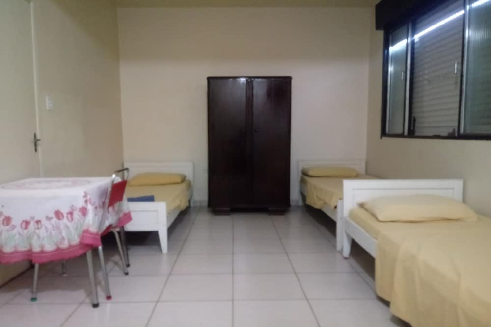 Triple Room, 3 Twin Beds photo 1