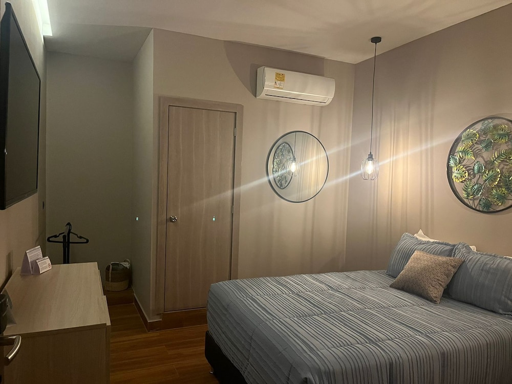 Standard Suite