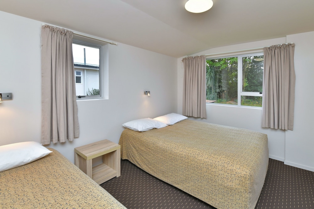 Standard 2-Bedroom Family Unit