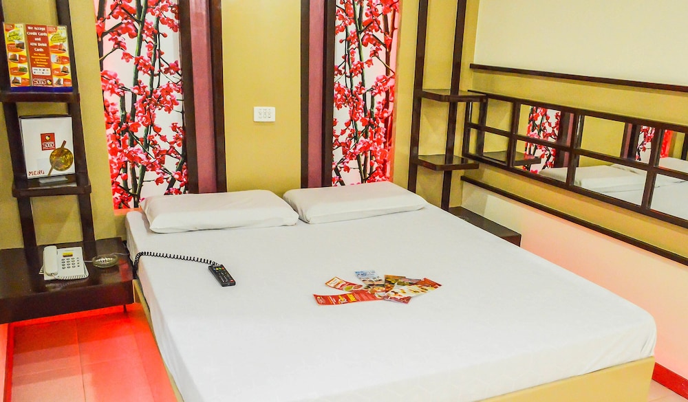 Executive Room, 1 Queen Bed photo 2