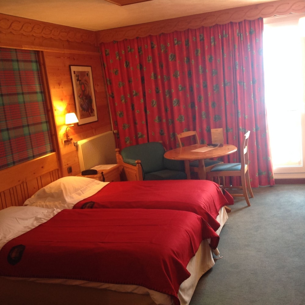 Standard Triple Room West (village view) photo 2