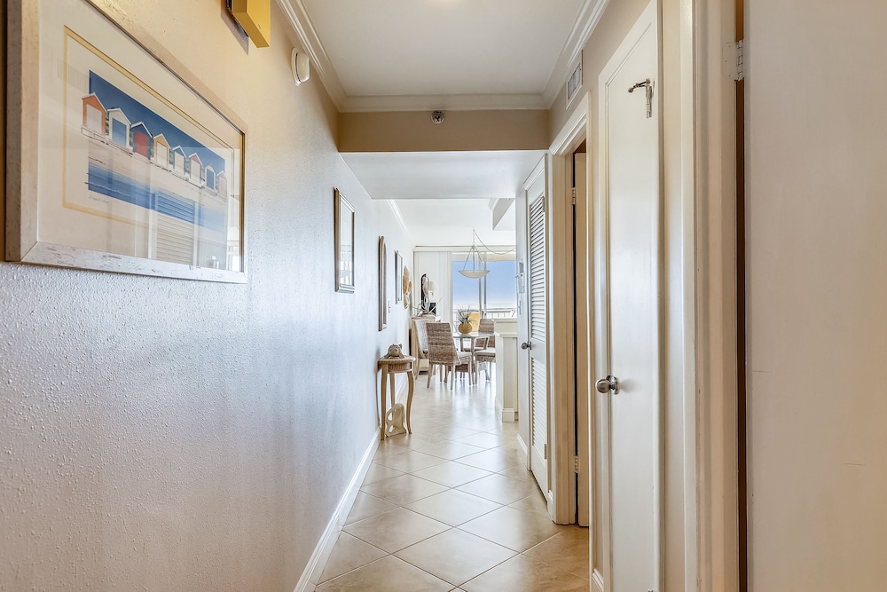 Condo, 1 Bedroom photo 1