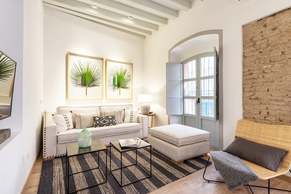 Apartment (1 Bedroom)