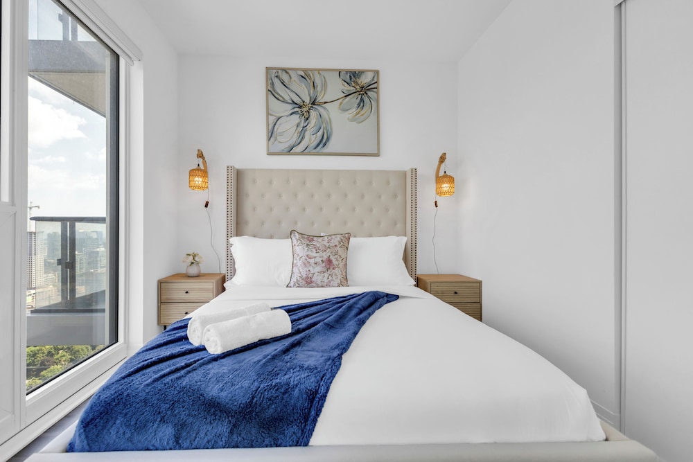 Standard Suite, 2 Bedrooms, Balcony, City View