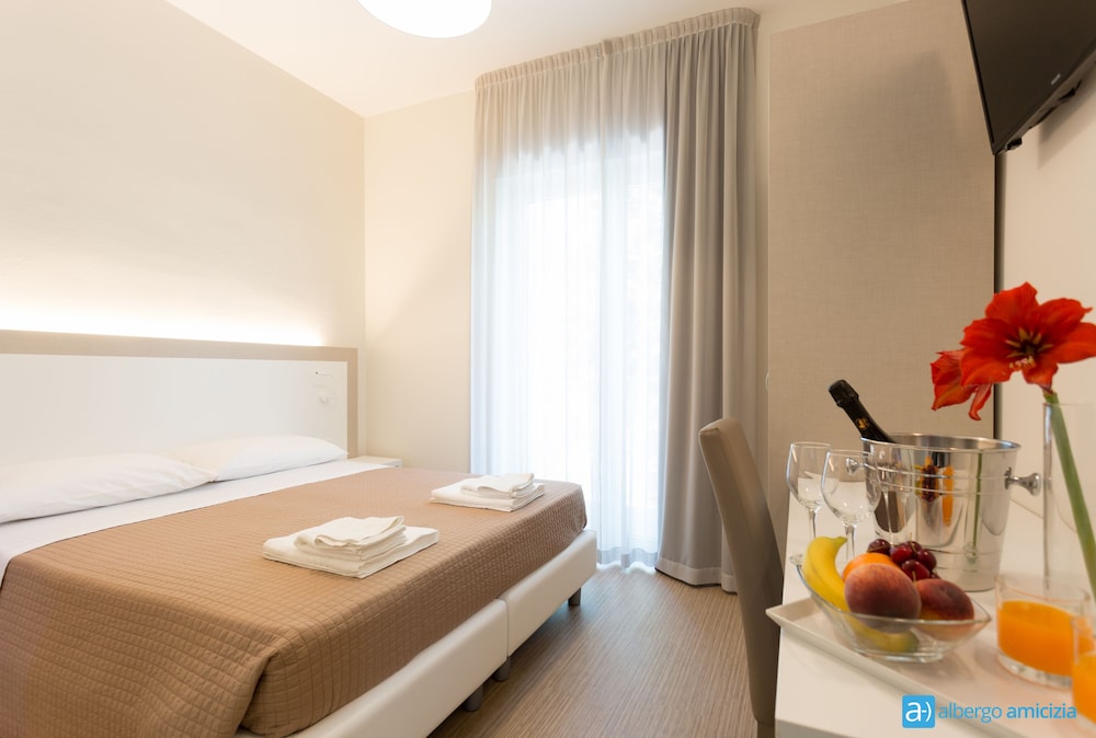 Double Room - Photo 4