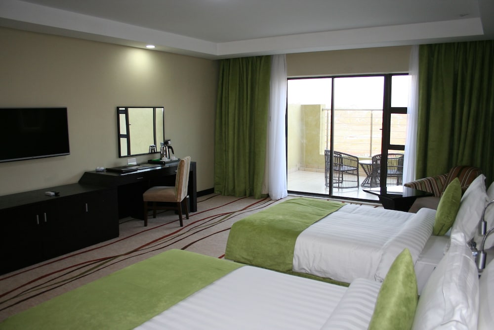 Deluxe Twin Room, Non Smoking photo 3