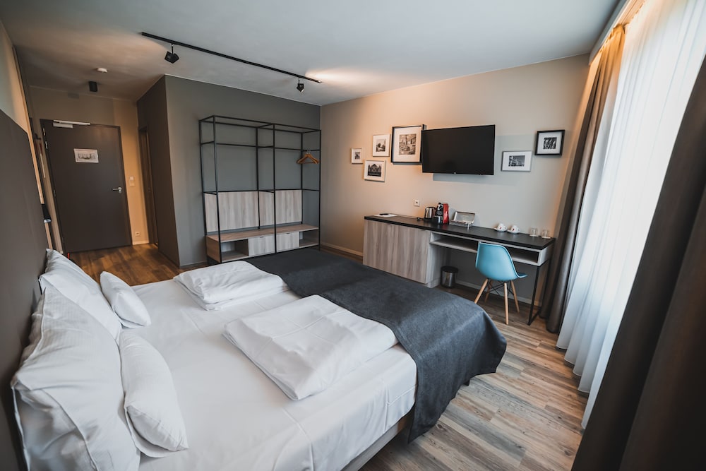 Superior Room, City View photo 3