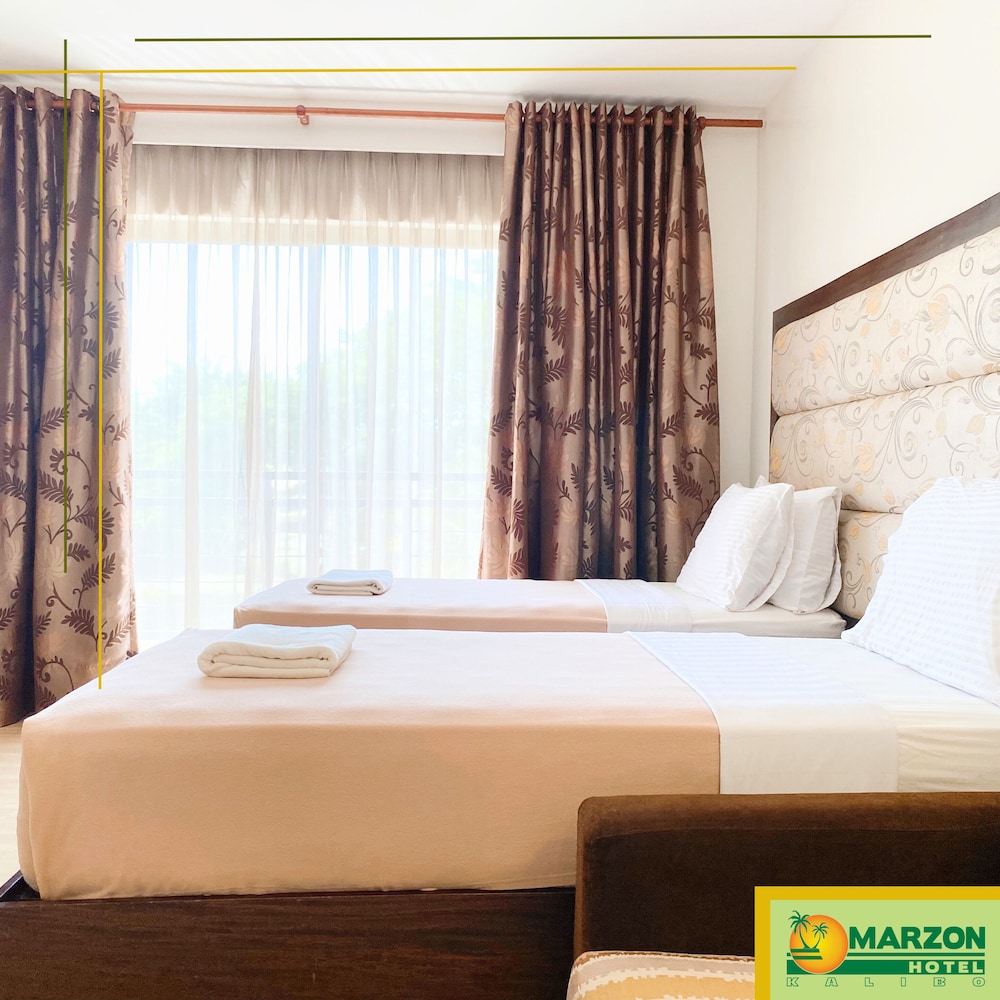 Standard Twin Room - Photo 1