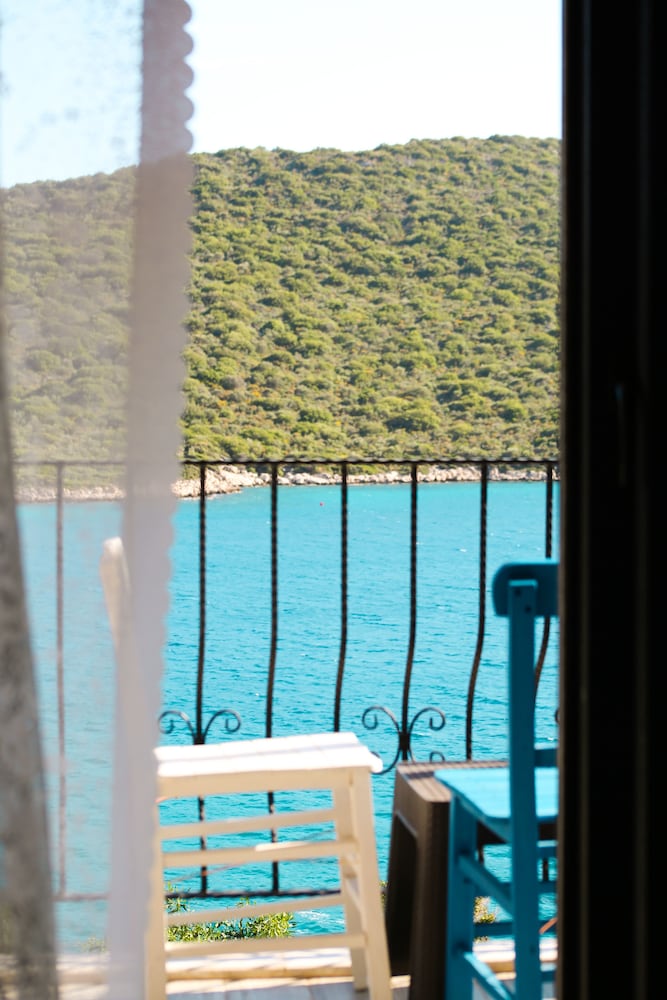Family Room, Sea View - Photo 6