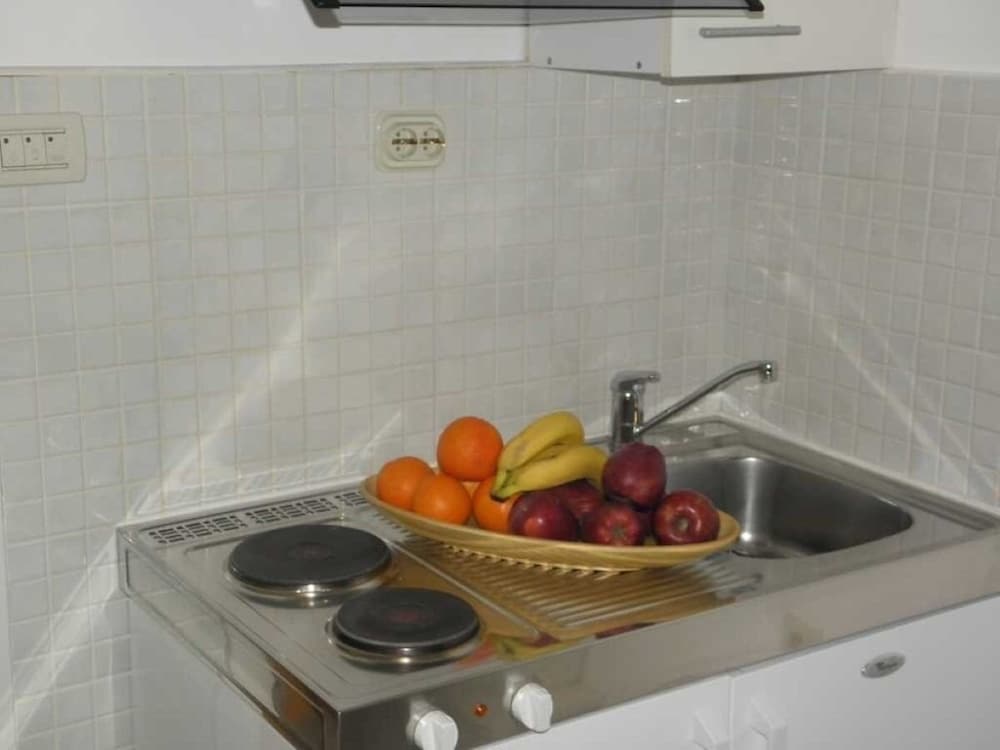 Studio (Magda - free parking - SA5(2))