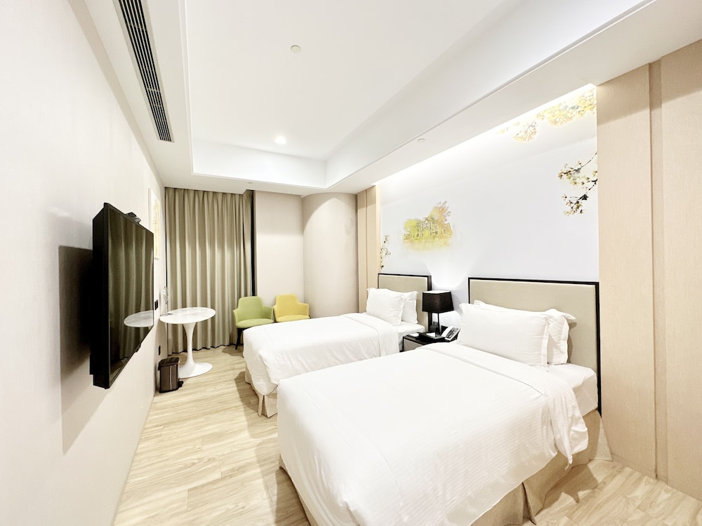 Deluxe Twin Room (With Parking) photo 3
