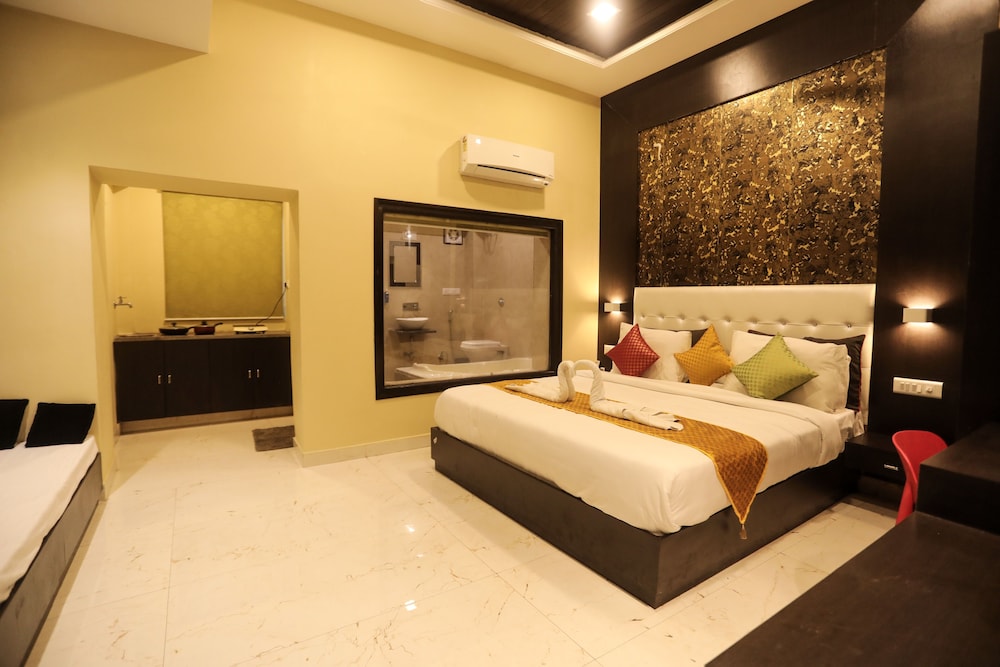 Exclusive Room - Photo 1