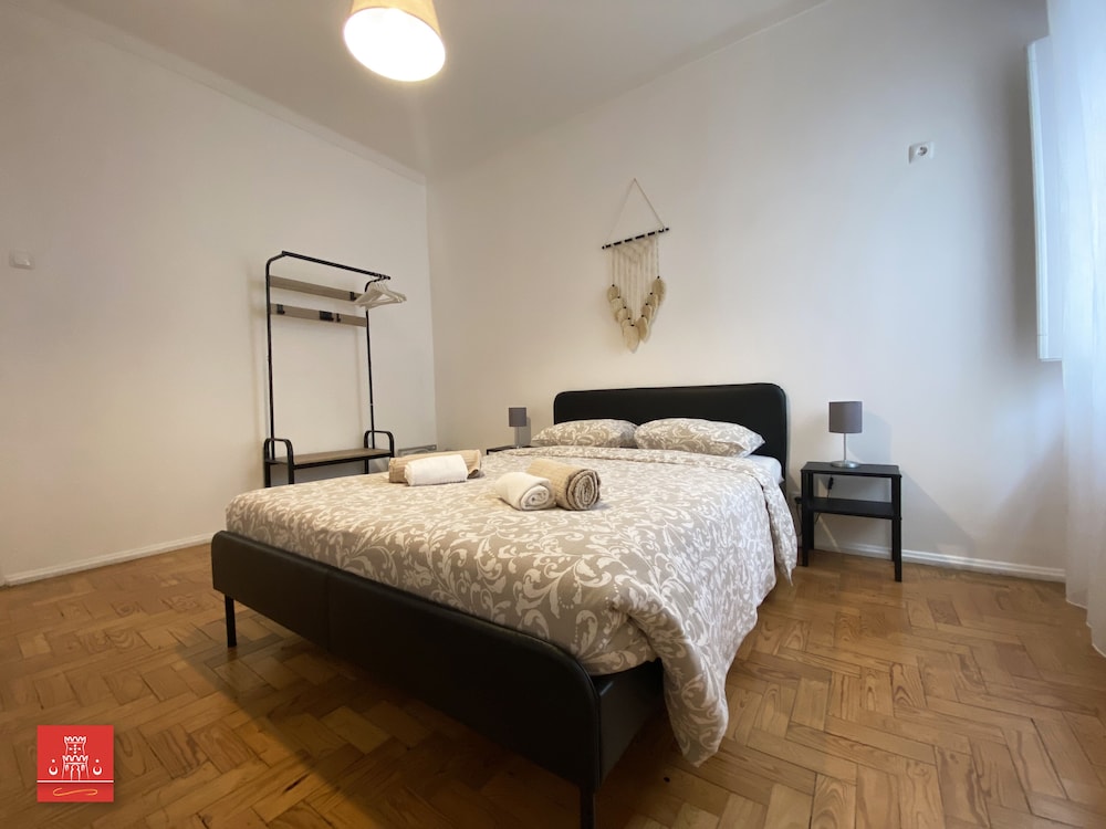 Basic Double Room with Shared Bathroom photo 3