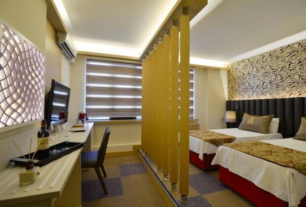 Standard Triple Room photo 2