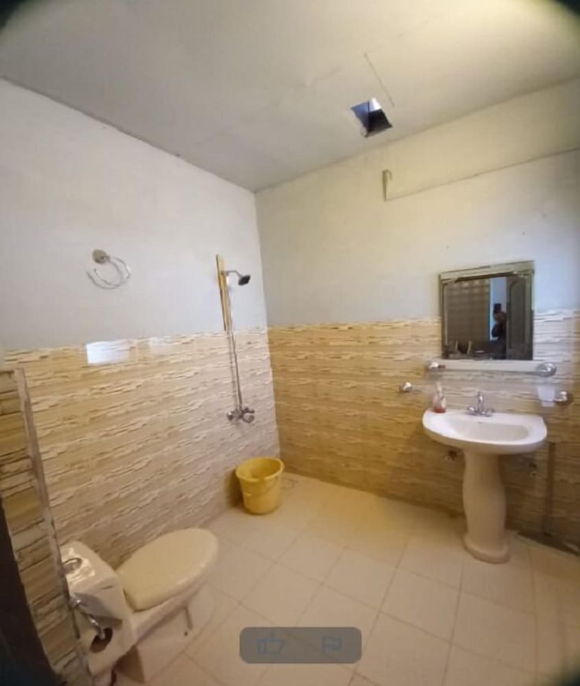 Deluxe Double Room - Photo 12