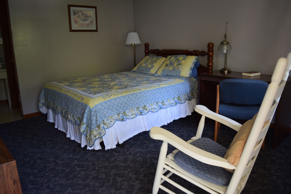 Suite, 1 King Bed, Jetted Tub