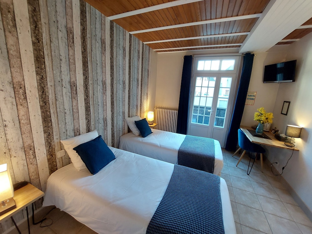 Twin Room, 2 Twin Beds