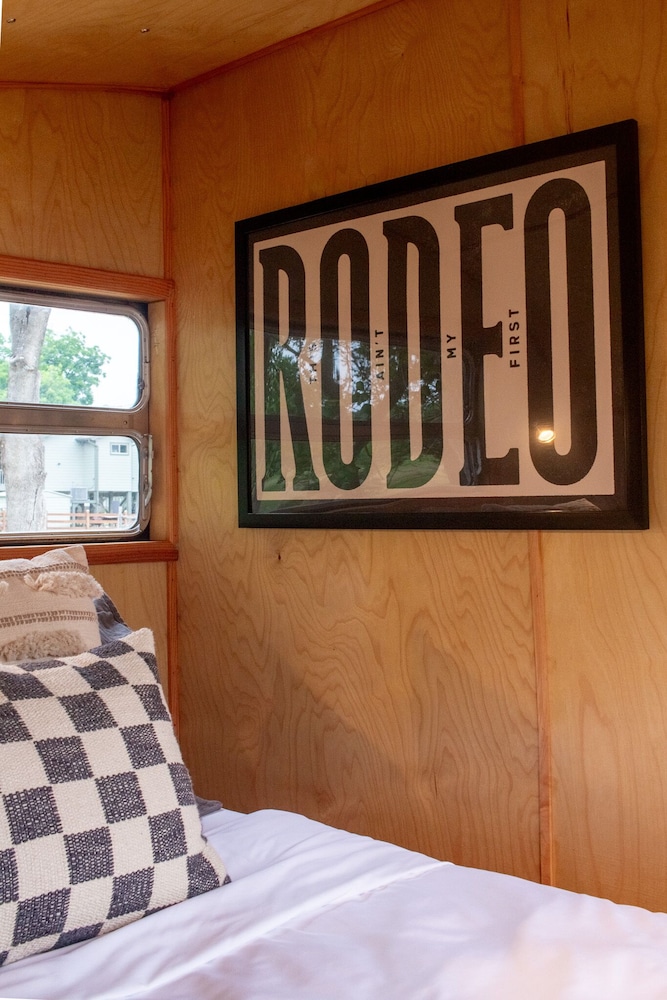 Classic Mobile Home, 1 Double Bed, Kitchen, River View photo 2
