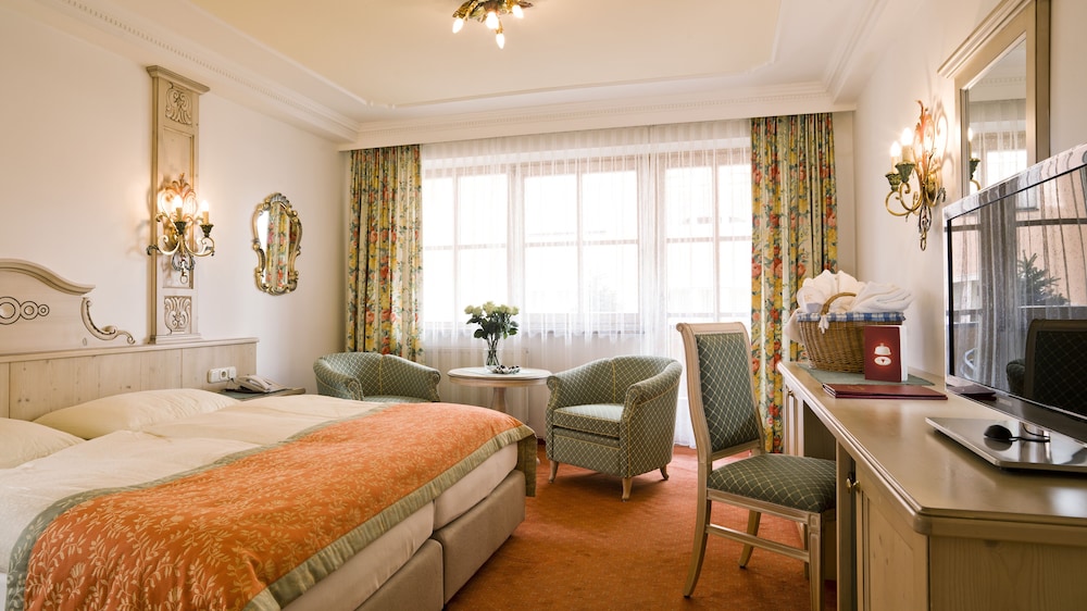 Standard Double or Twin Room, Balcony photo 1