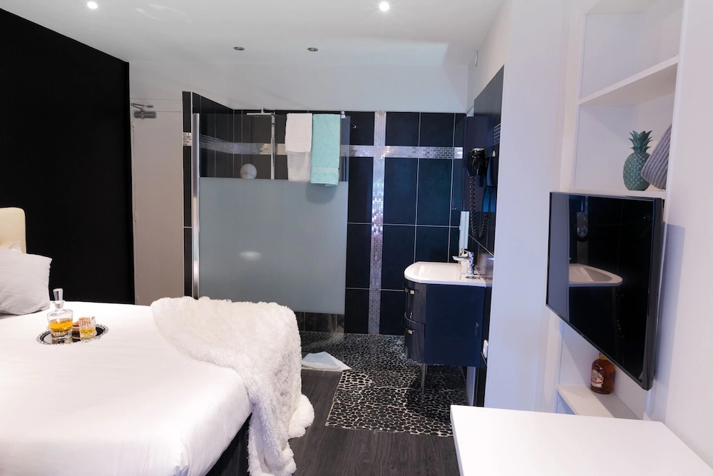 Comfort Double or Twin Room photo 3
