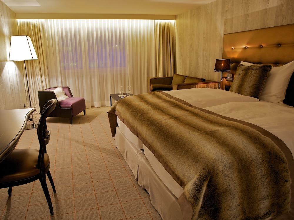 Grand Double Room