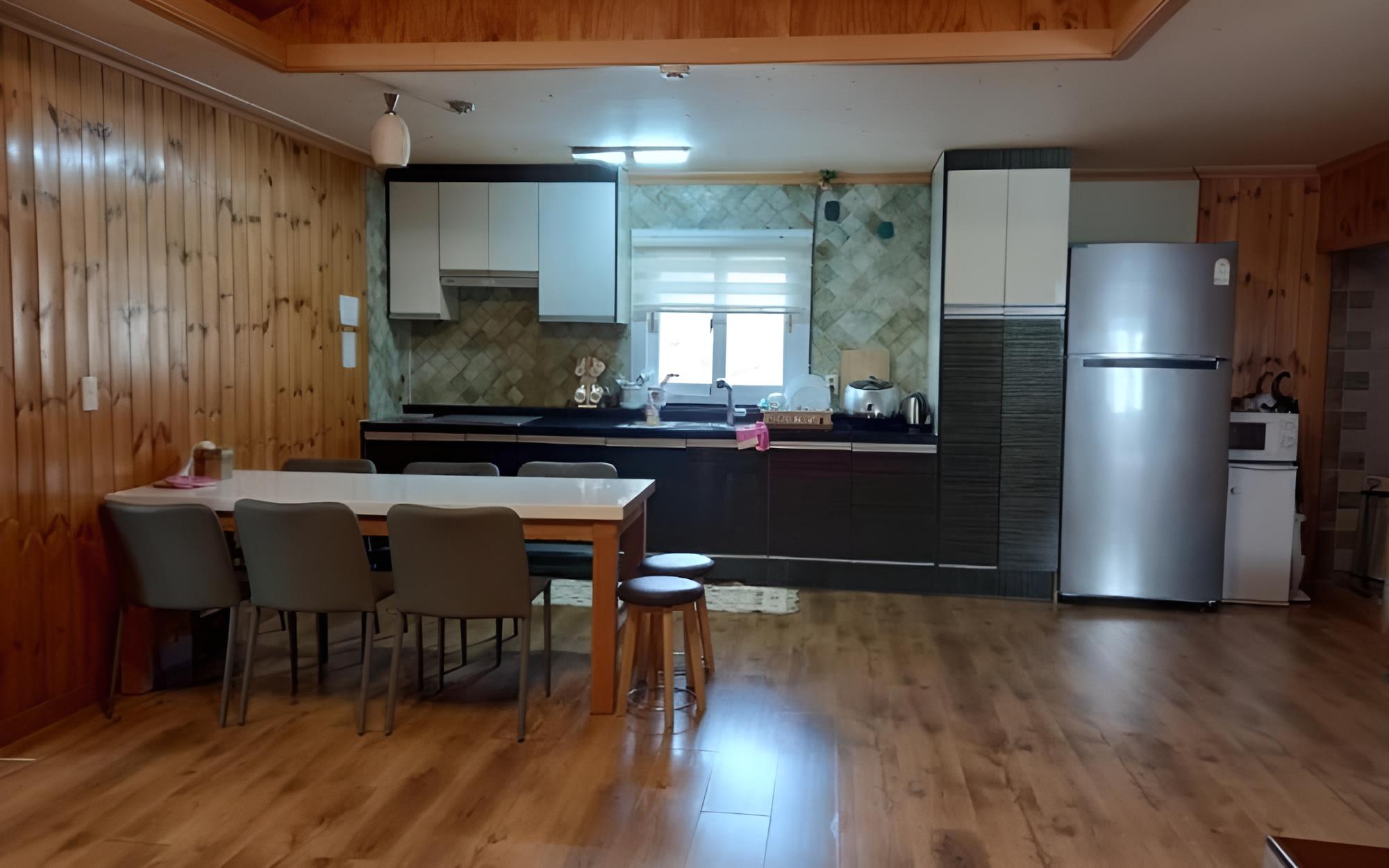 Room (Nut pine) - Photo 13