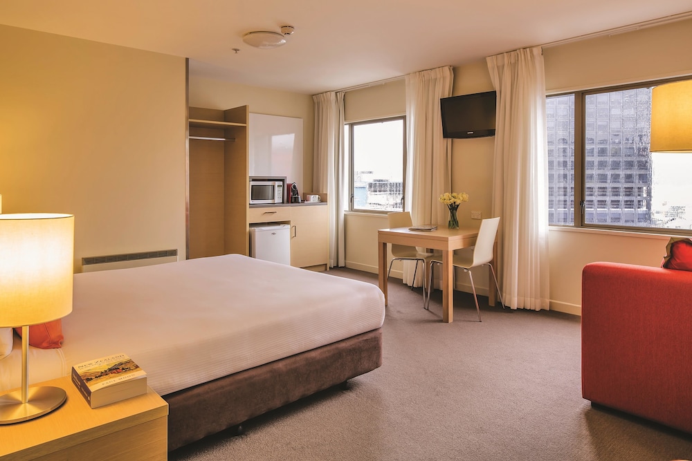 Executive Room - Photo 1