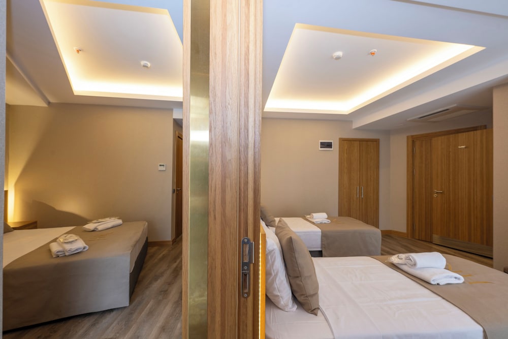 Family Quadruple Room photo 1