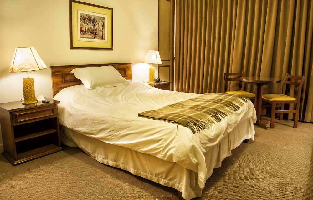 Standard Double Room - Photo 2
