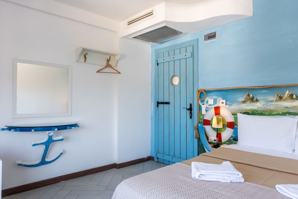 Superior Room - Photo 13