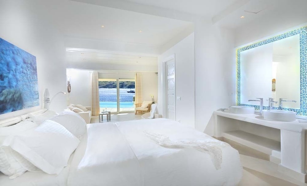 Myconian Grand Suite with Outdoor Sharing Pool, Sea View - Photo 11