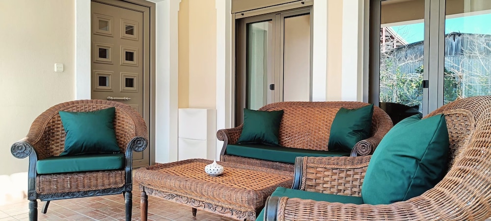 Family Apartment, Terrace, Courtyard View