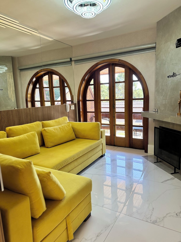 Basic Apartment