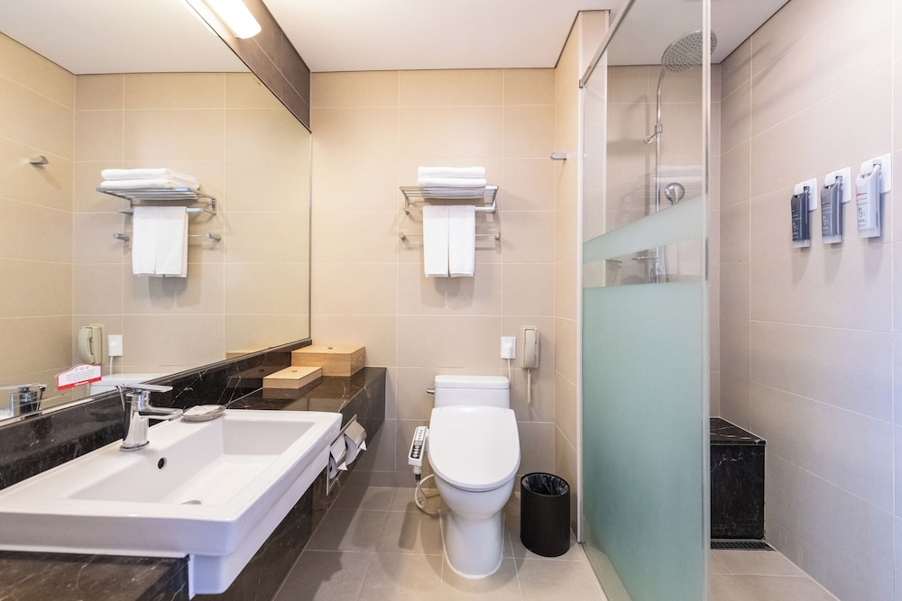 [SLOW STAY PKG] Deluxe Family Double + Spa for 2 + 2 Americanos at S-LOUNGE 1F + Late checkout 12 PM - Photo 3