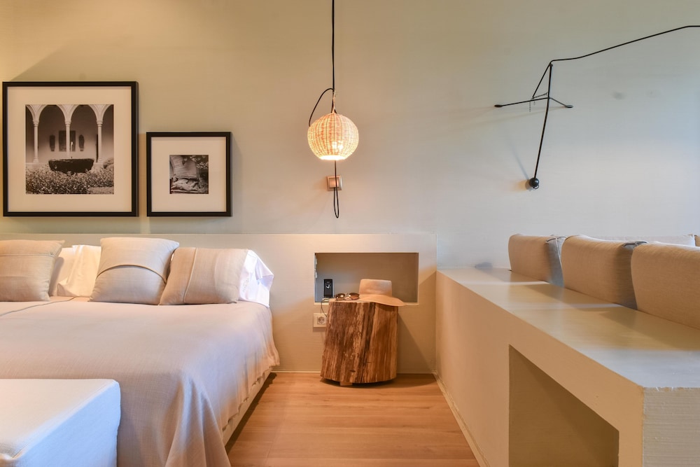 Heritage Suite - Photo 3