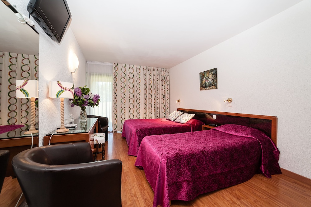 Deluxe Triple Room photo 1