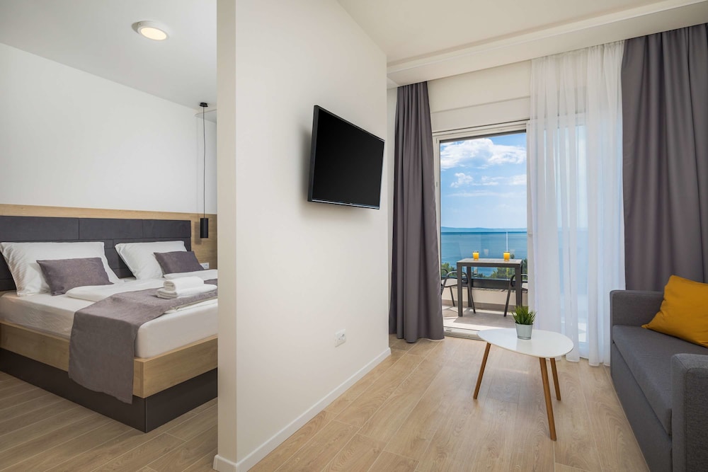 Superior Studio, Balcony, Sea View