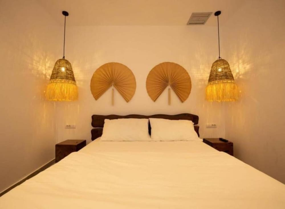 Boho Room with Jacuzzi