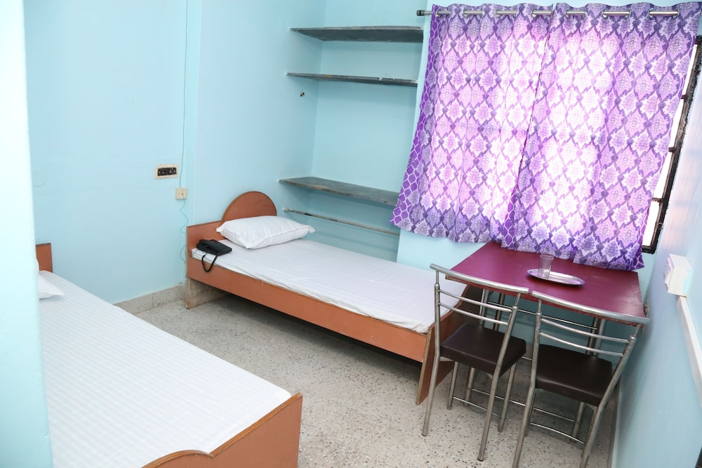 Standard Room - Photo 3