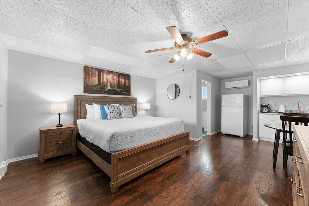 Condo, 1 Bedroom